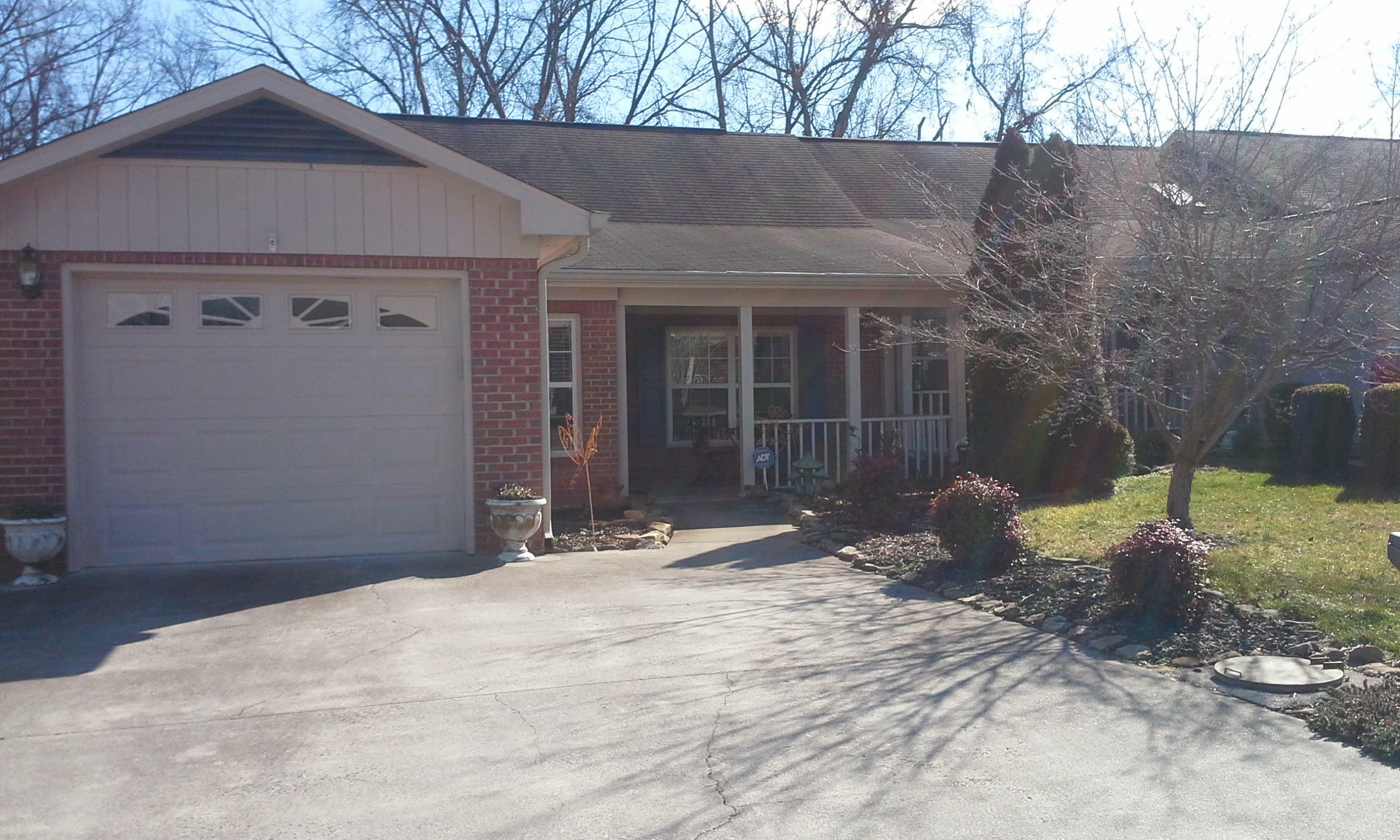 Property Photo:  2009 Locarno Drive  TN 37914 