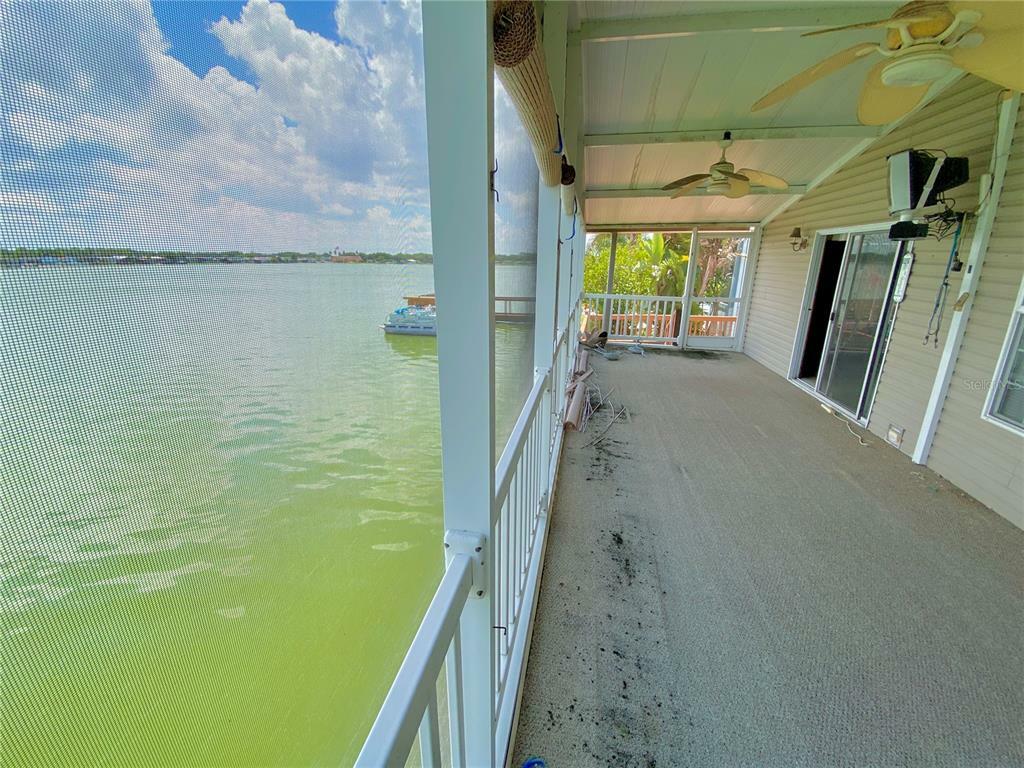 Property Photo:  8612 Fantasia Park Way  FL 33578 