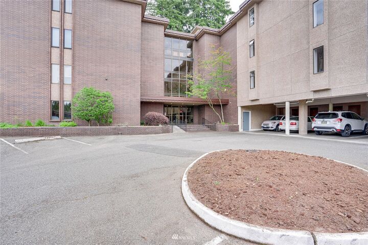 Property Photo: 5915 Highway Place 101 WA 98203