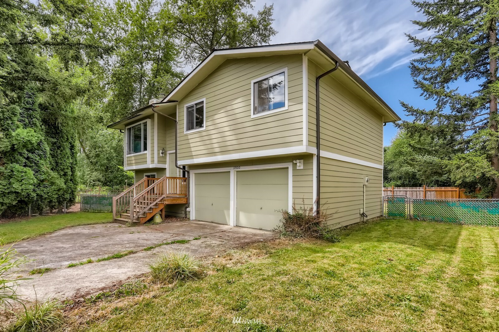 Property Photo:  10500 52nd Avenue NE  WA 98270 