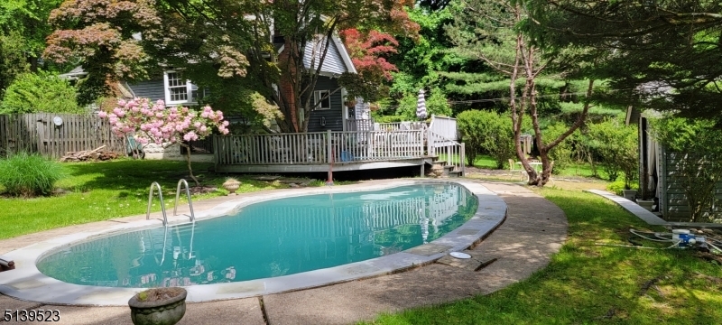 Property Photo: 136 Mountainside Rd NJ 07945