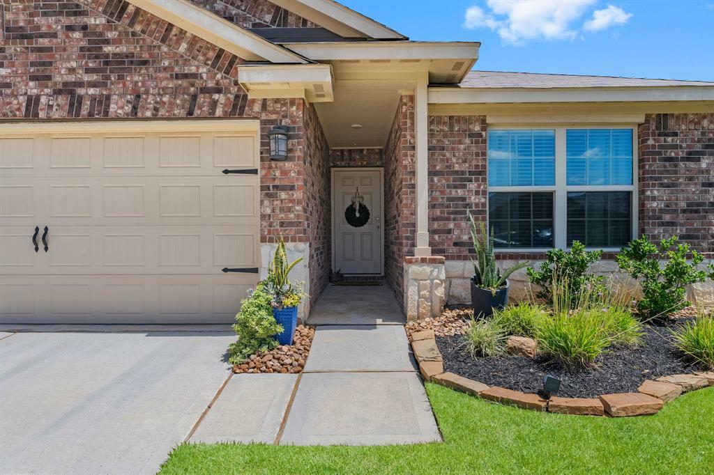 11352 Dawn Beach Lane  Conroe TX 77304 photo