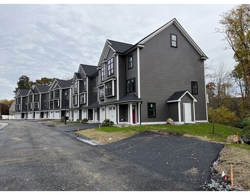 Property Photo: 168 Lowell St 21 MA 01887