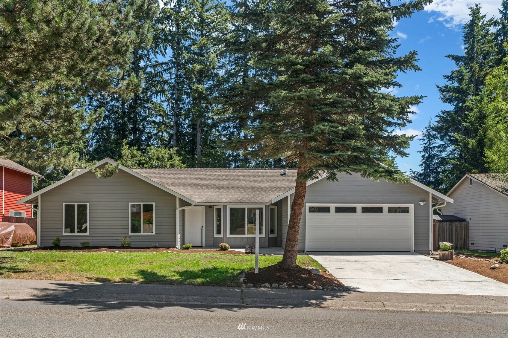 Property Photo:  13731 25th Avenue SE  WA 98012 