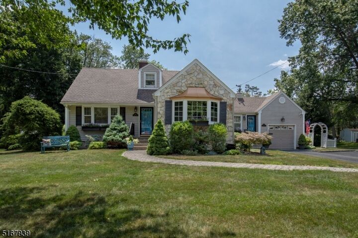 343 Darby Ln  Mountainside Boro NJ 07092 photo