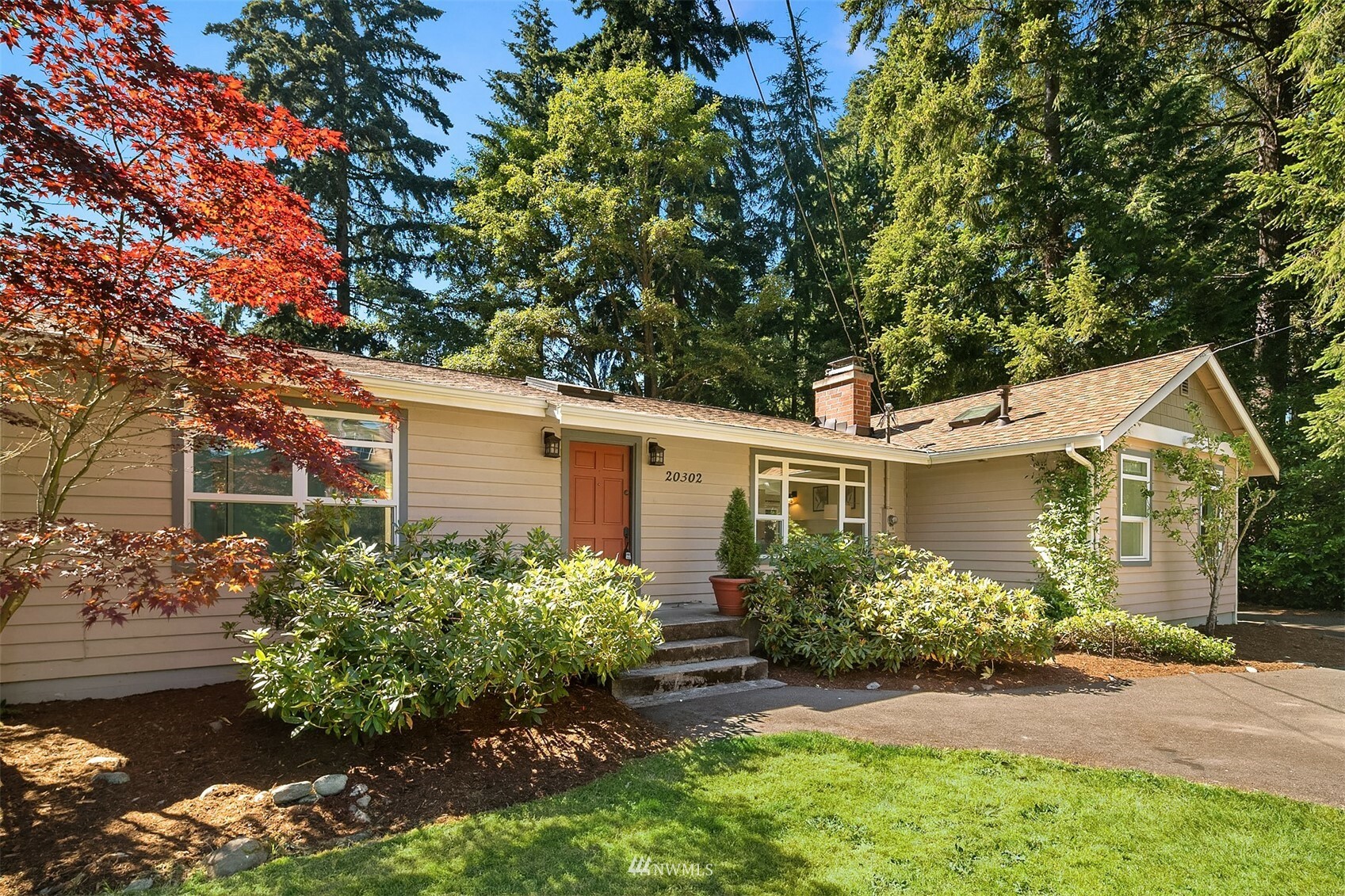 Property Photo:  20302 81st Avenue W  WA 98026 