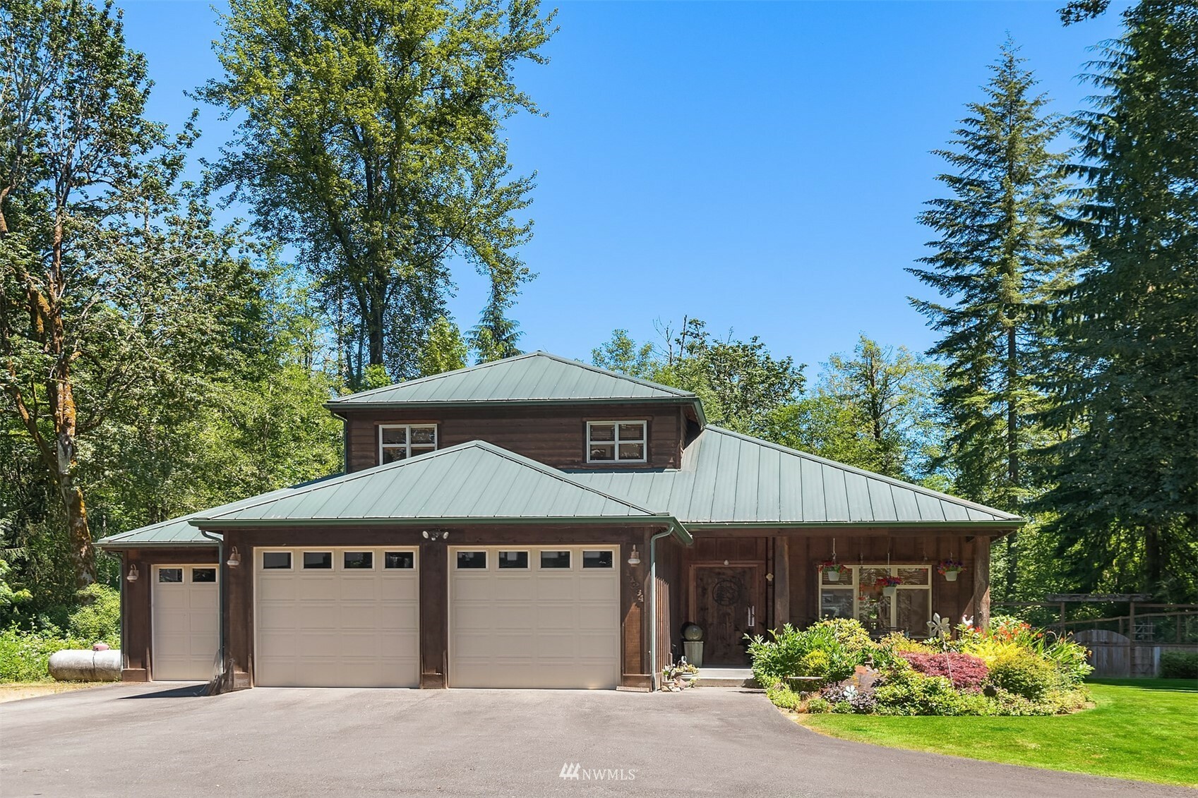 Property Photo:  11234 E Lake Joy Drive NE  WA 98014 