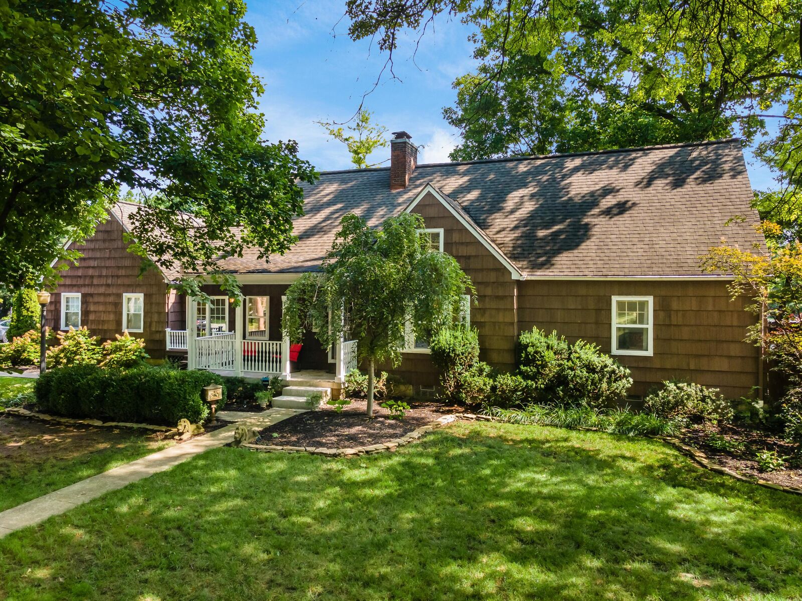 Property Photo:  694 Yaronia S Drive  OH 43214 