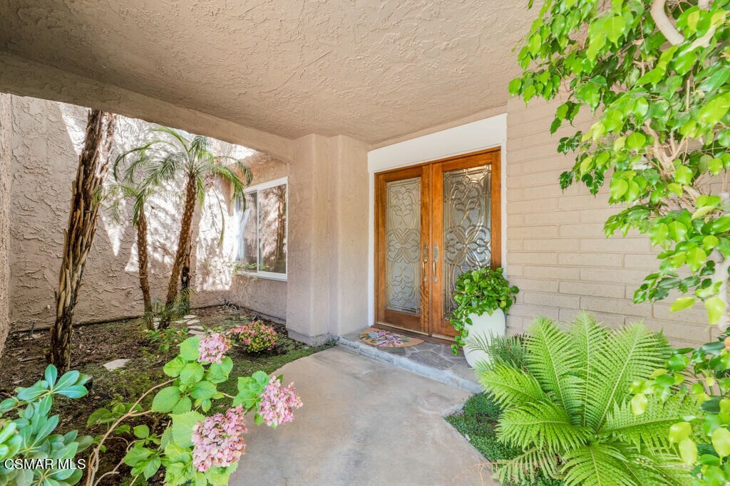 Property Photo:  1510 Longridge Court  CA 91360 