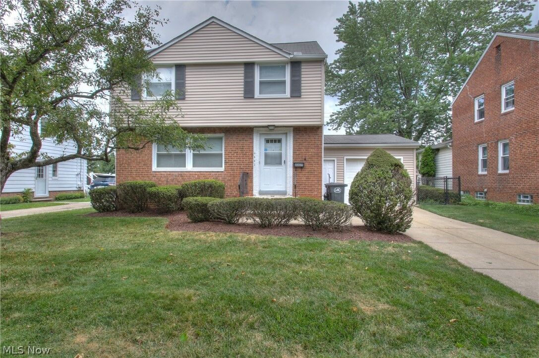 Property Photo: 4807 Edsal Drive OH 44124