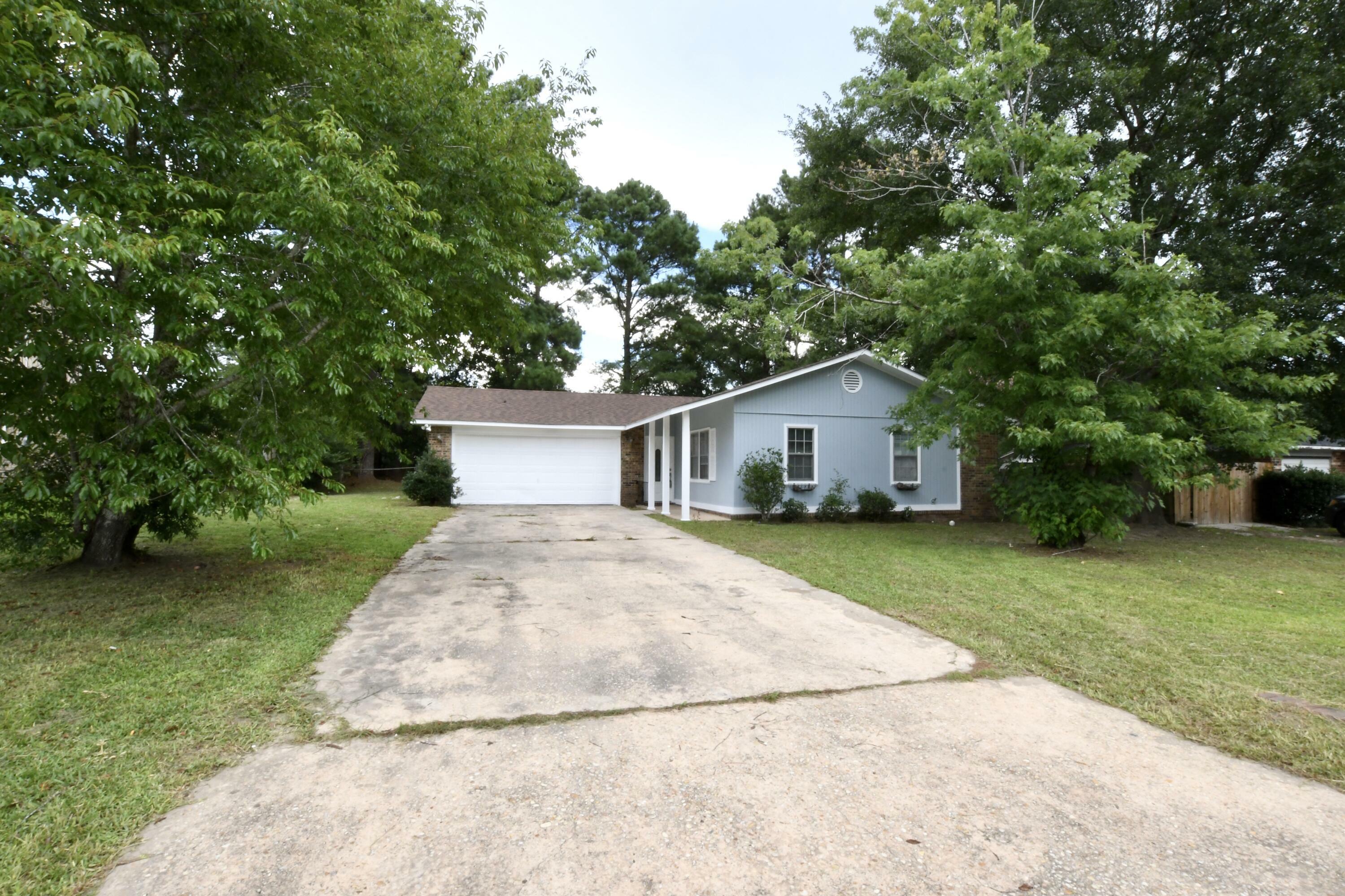 Property Photo:  7650 Ovaldale Drive  SC 29418 