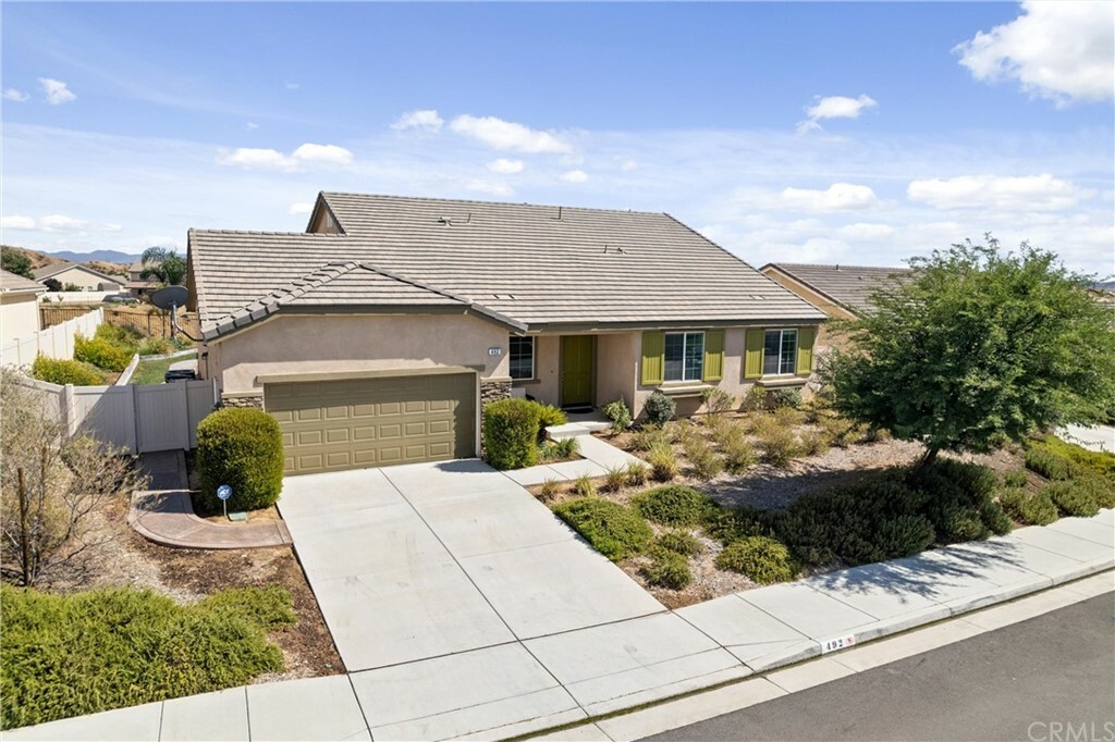 Property Photo:  492 Canyon  CA 92320 