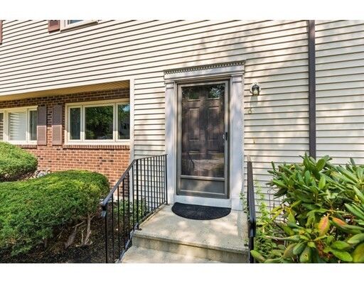 Property Photo: 6 Beth Cir 6 MA 01720