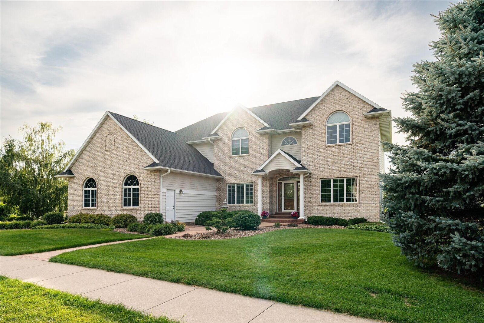 Property Photo:  709 Stonebridge Ave  WI 54650 