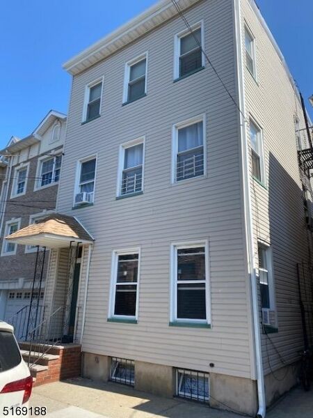 Property Photo:  217 Walnut St 3  NJ 07105 