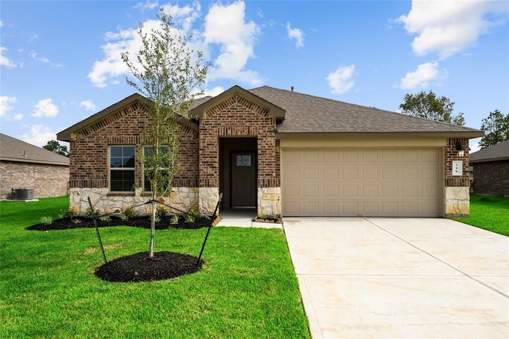 Property Photo:  109 Big Spring Drive  TX 77514 