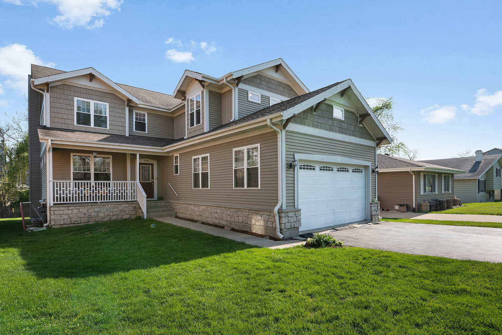Property Photo: 343 W Morris Avenue IL 60148