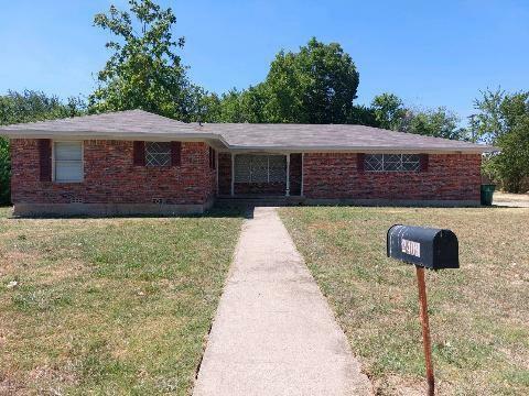 2409 Beverly Drive  Greenville TX 75402 photo