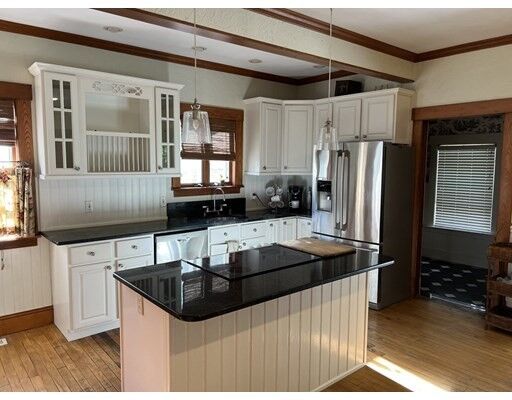 Property Photo:  24 Kenwood Ave  MA 01605 