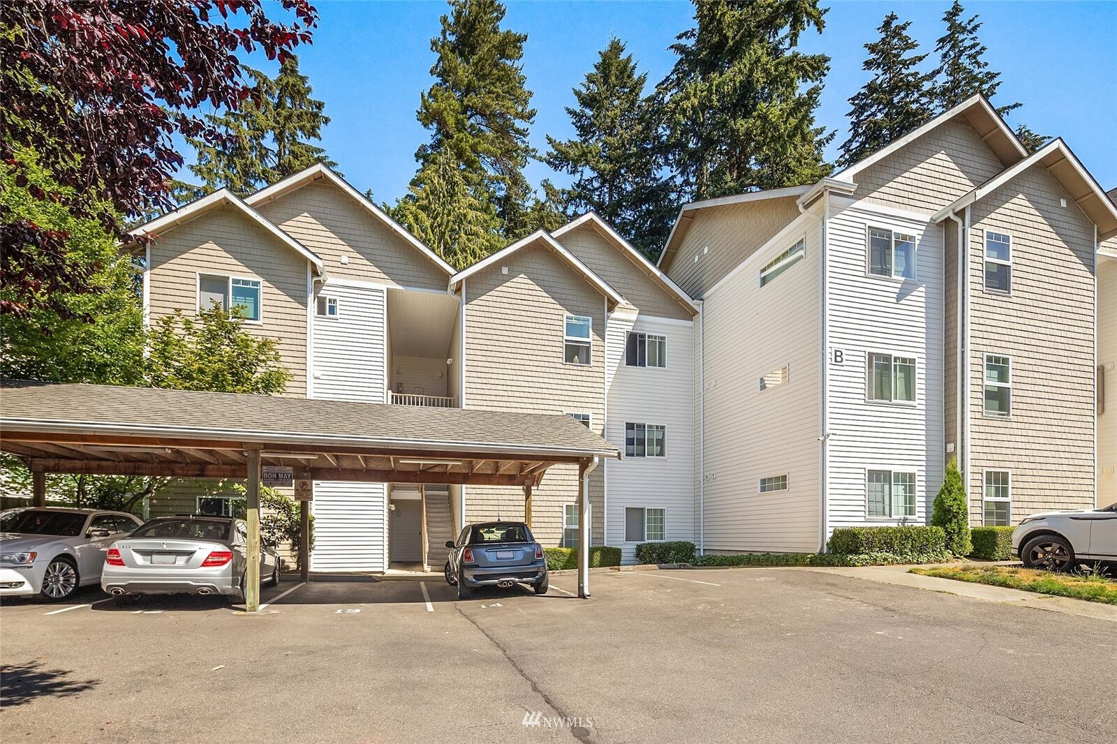 Property Photo: 5809 Highway Place B302 WA 98203