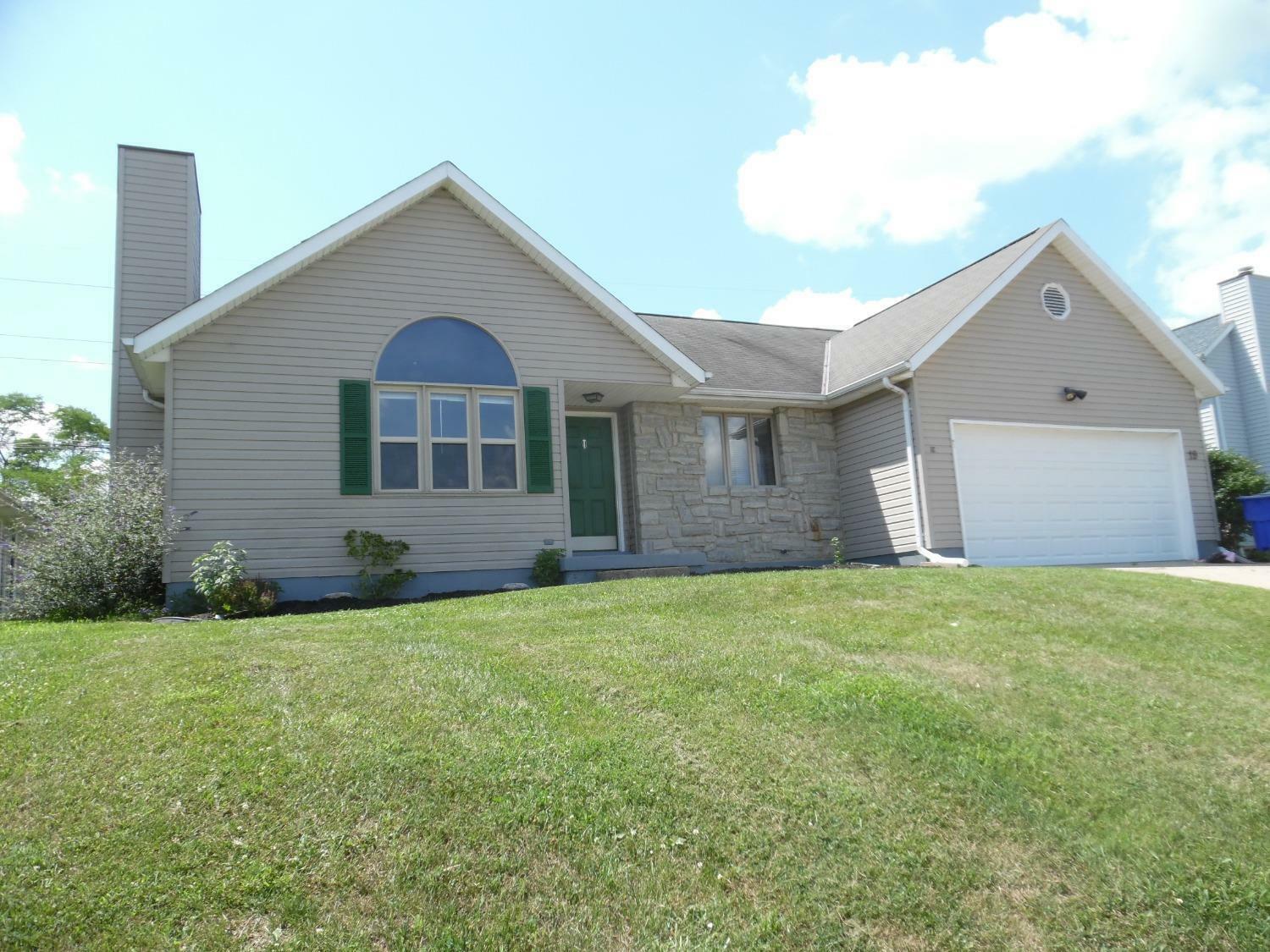 Property Photo:  19 Thornhill Dr  OH 45013 