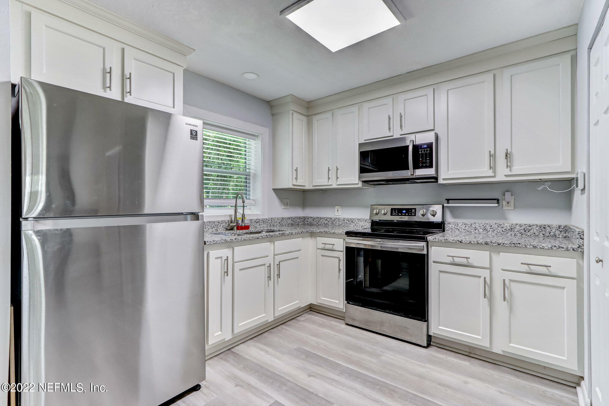 Property Photo:  7364 Strato Road  FL 32210 