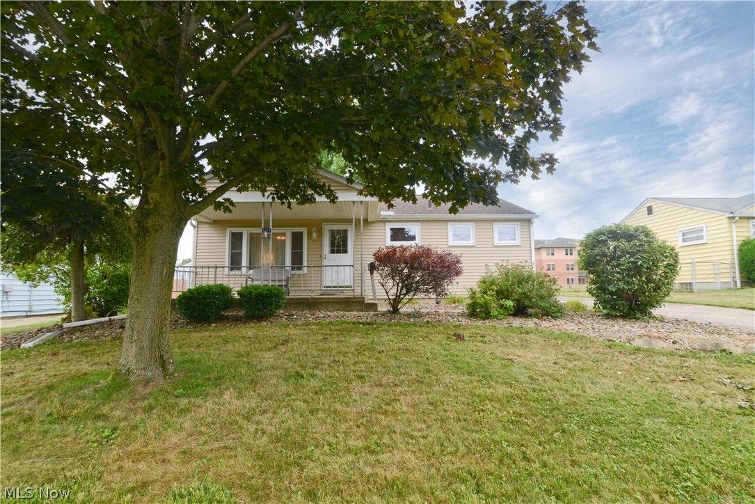 Property Photo:  2267 Chaney Circle  OH 44509 