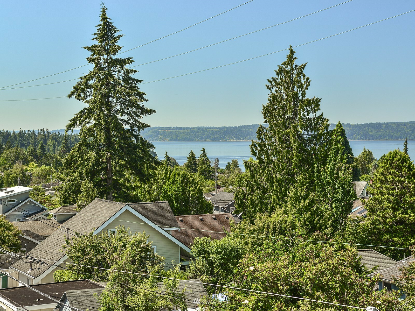 Property Photo:  5601 California Avenue SW 402  WA 98136 