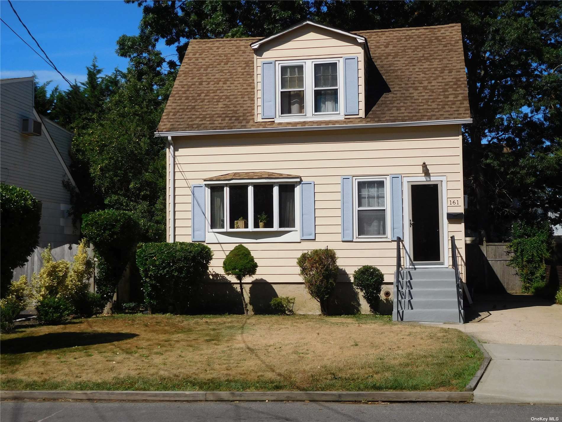 Property Photo:  161 Waldo Street  NY 11726 