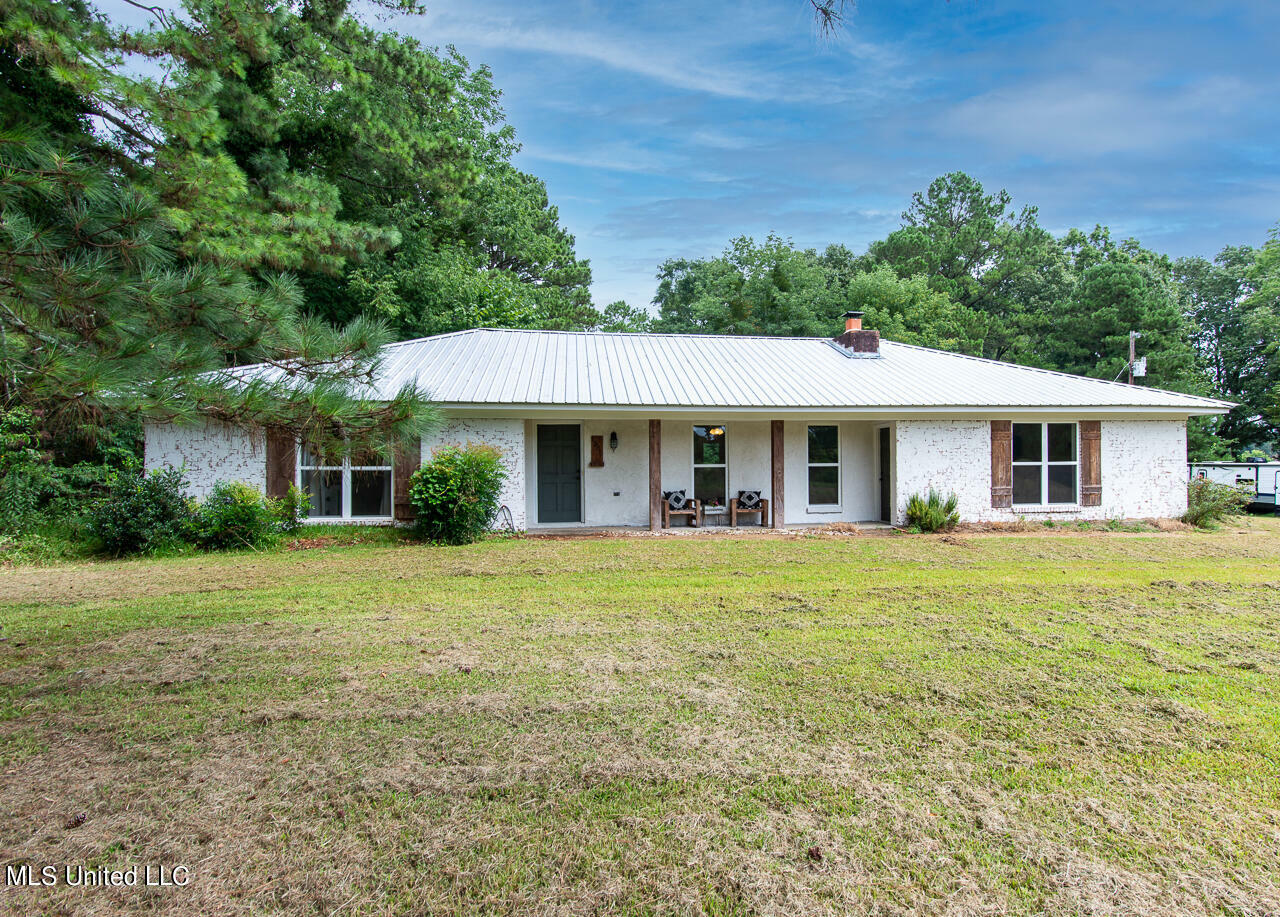 Property Photo:  1350 Barker Road  MS 39145 