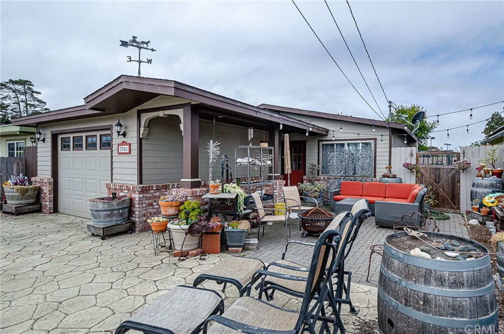 Property Photo: 2041 Bush Drive CA 93402