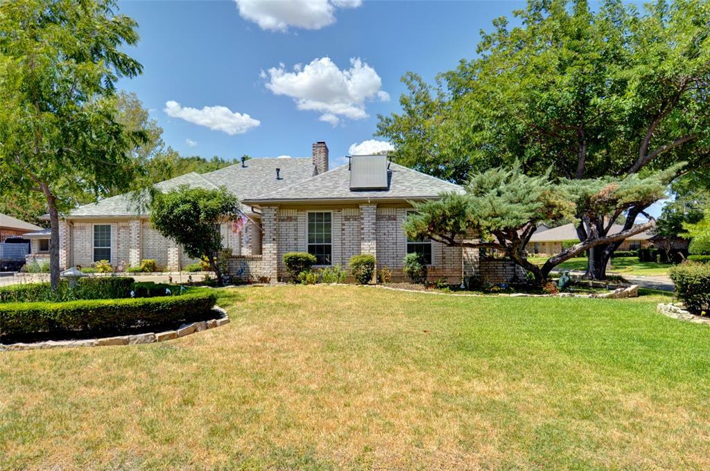 Property Photo: 3804 Danbury Drive TX 76016