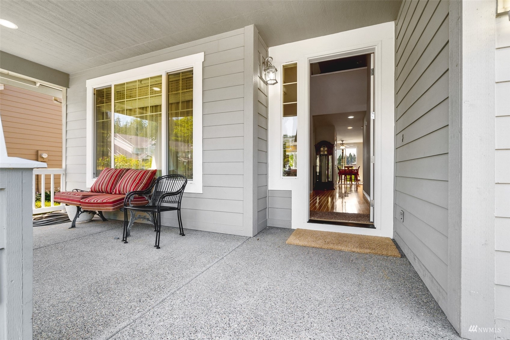 Property Photo: 12218 182nd Avenue E WA 98391