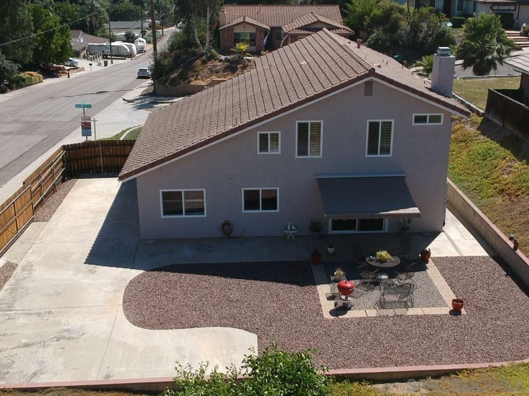 Property Photo:  12492 Skyhigh Ct  CA 92021 