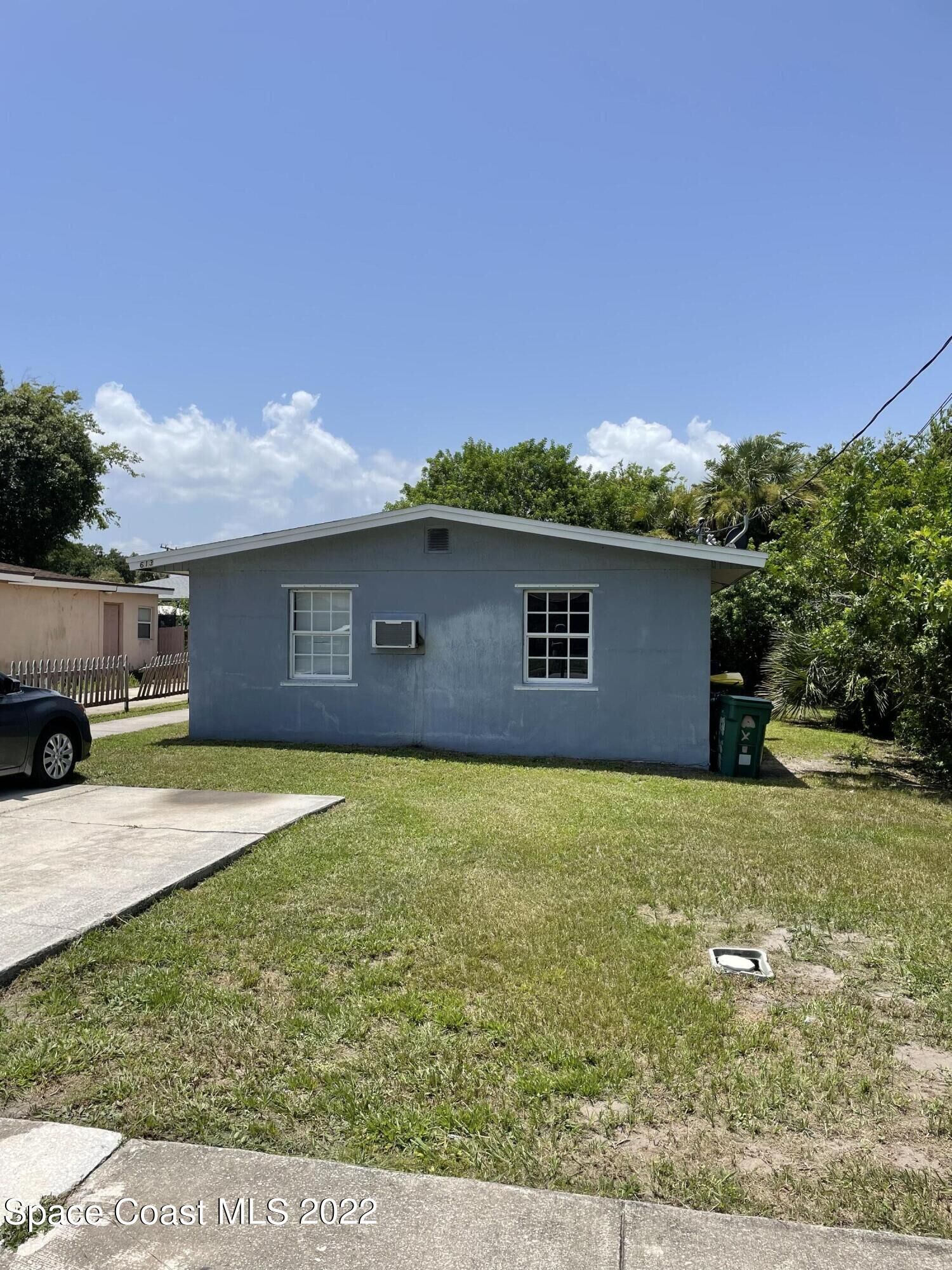Property Photo: 613 Paw Paw Street FL 32922
