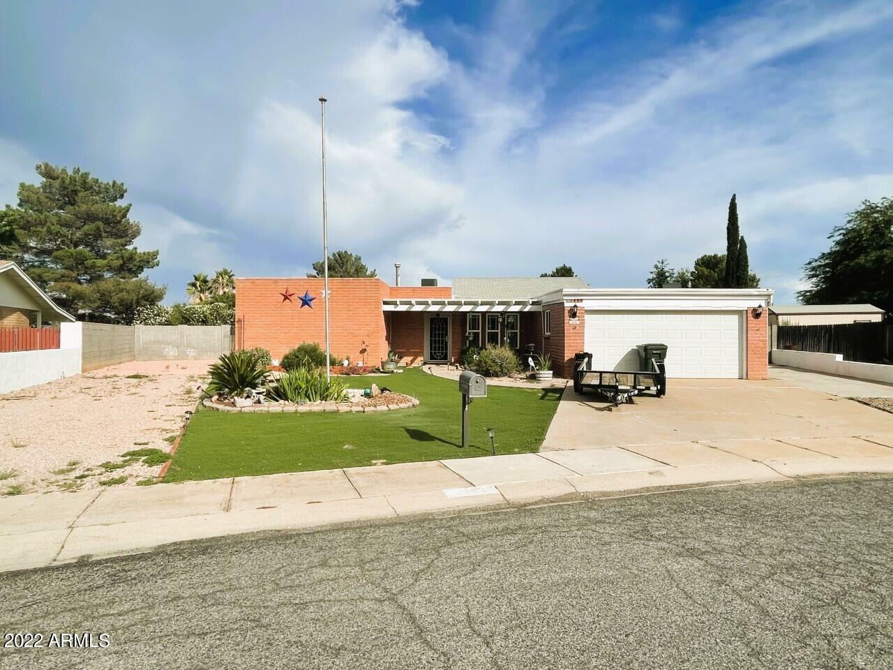 Property Photo:  1490 Plaza Miura --  AZ 85635 