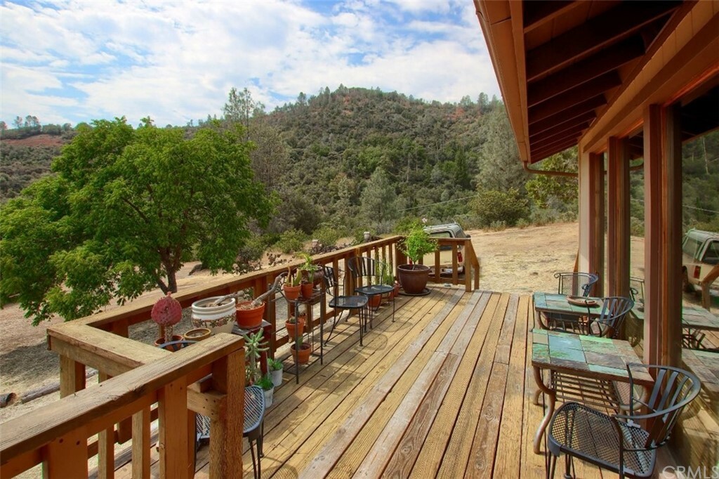 Property Photo:  5276 Standen Park Road  CA 95338 