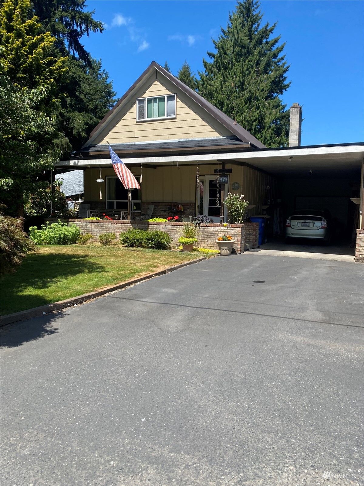 Property Photo:  1427 W Main Street  WA 98531 