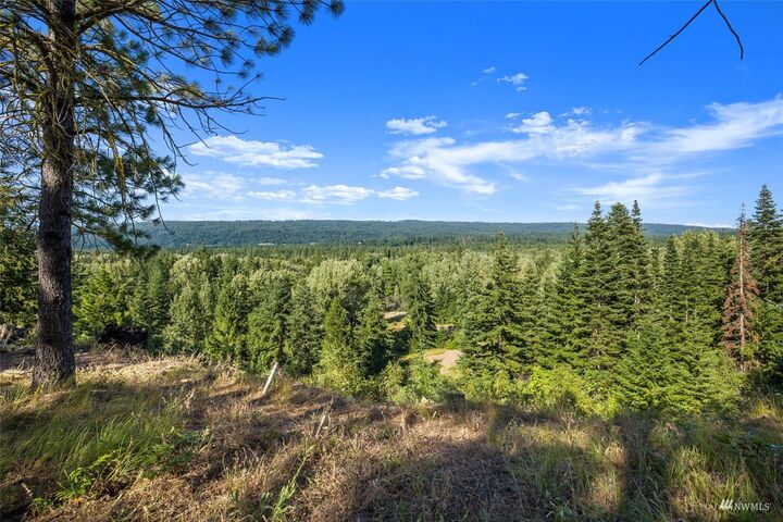 Property Photo: 1503 Southern Star Lane WA 98922