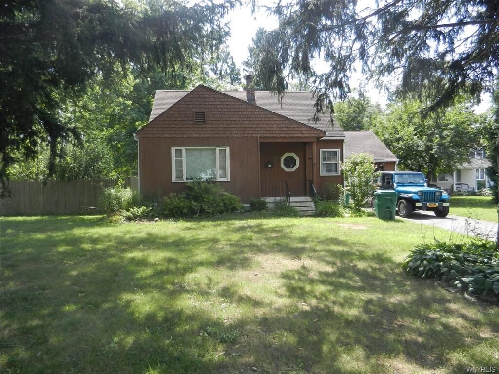 Property Photo:  69 Newton Road  NY 14075