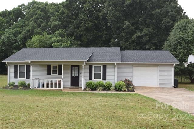 Property Photo: 541 Seay Road SC 29316