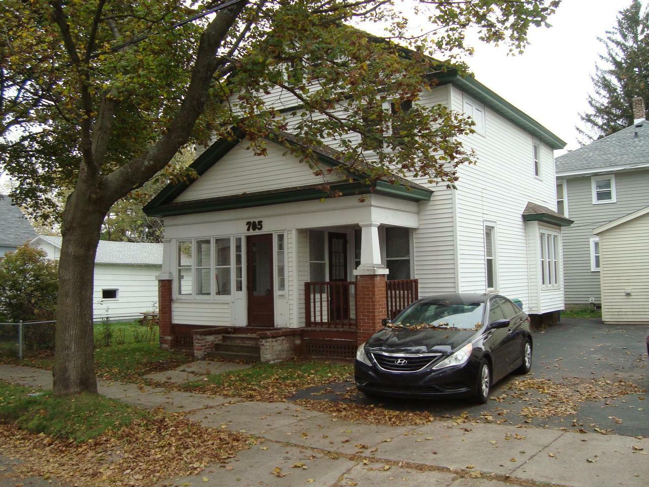 Property Photo:  705 Kickbusch Street  WI 54403 