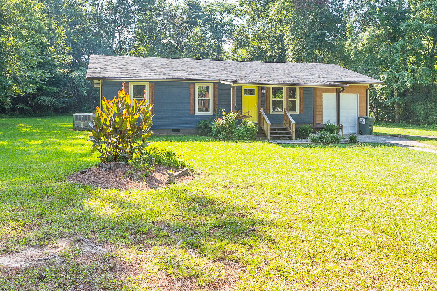 Property Photo:  1129 Bronco Rd  GA 30728 