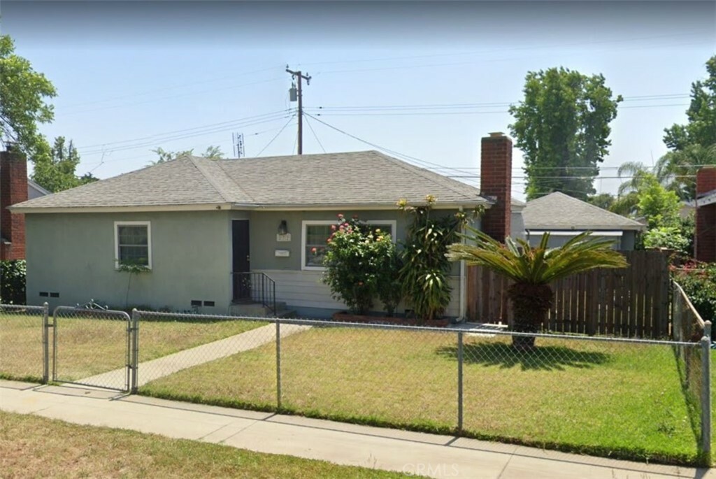 Property Photo: 272 E La Verne Avenue CA 91767