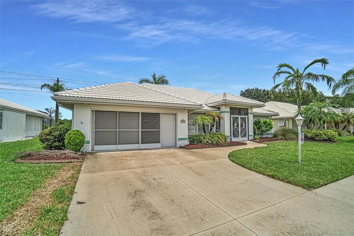 Property Photo: 1029 Beckley Circle FL 34292