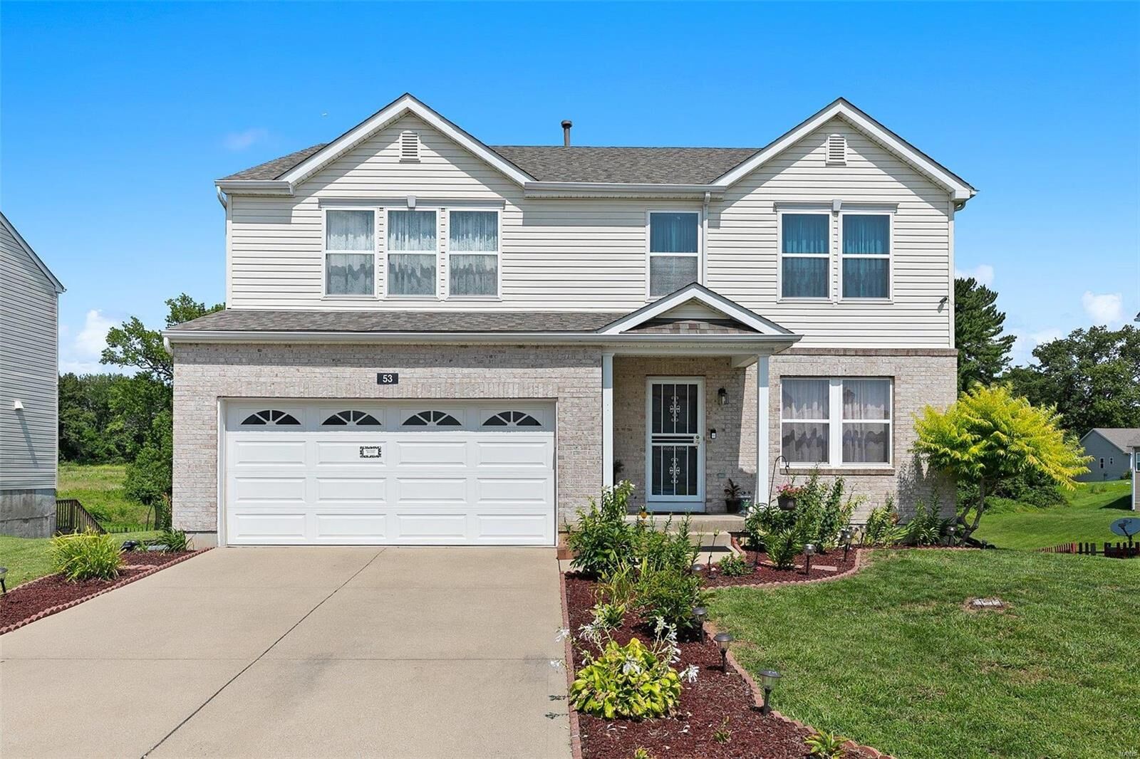 Property Photo:  53 Stratford Green Drive  IL 62220 