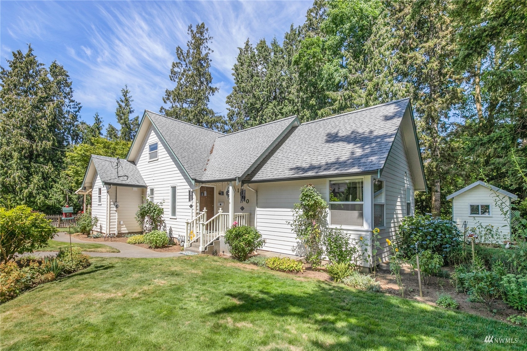 Property Photo:  1500 Liberty Street  WA 98264 