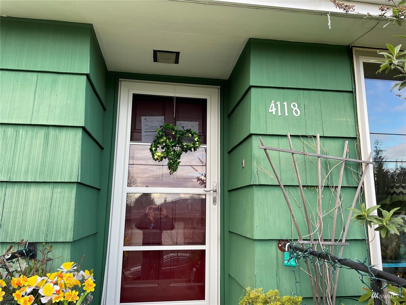 Property Photo: 4118 NE 62nd Street WA 98115