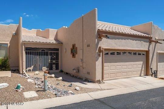 Property Photo:  448 W Deerwood Lane  AZ 85614 