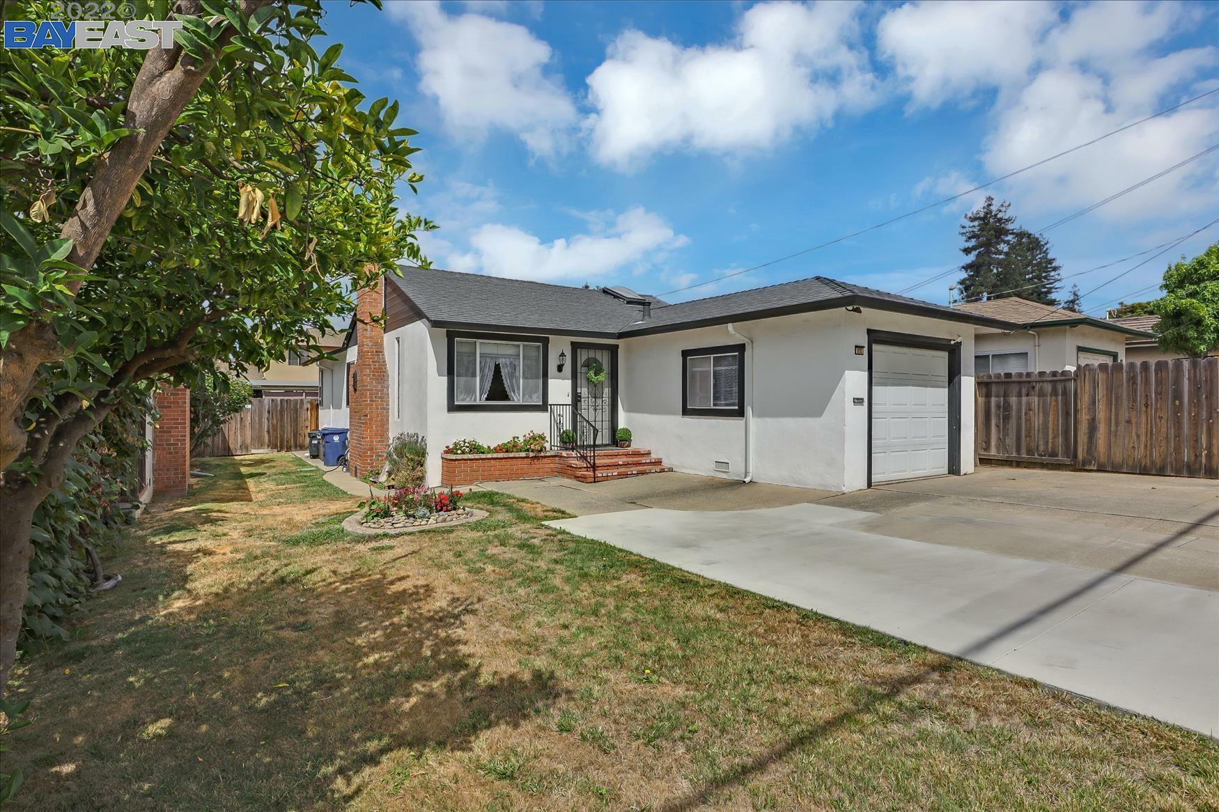 Property Photo:  19283 Parsons Ave  CA 94546 